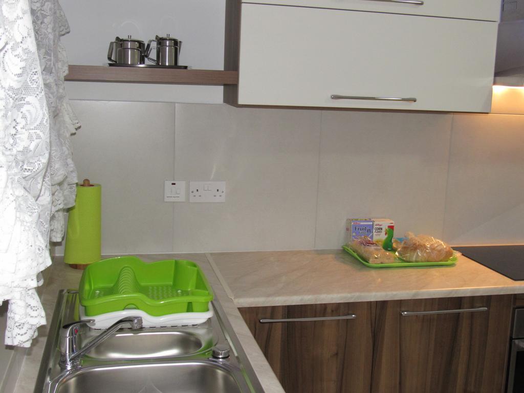 Central Studio Apartment Santa Vennera Luaran gambar