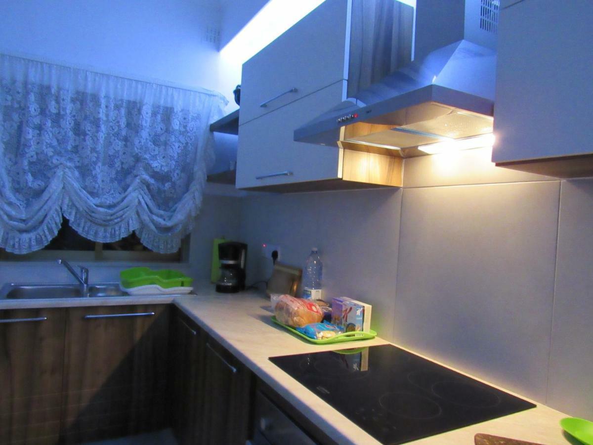 Central Studio Apartment Santa Vennera Luaran gambar